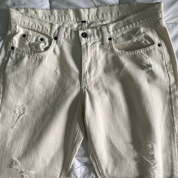 LF Distressed White Boyfriend Jeans Sz 29 - Picture 2 of 7